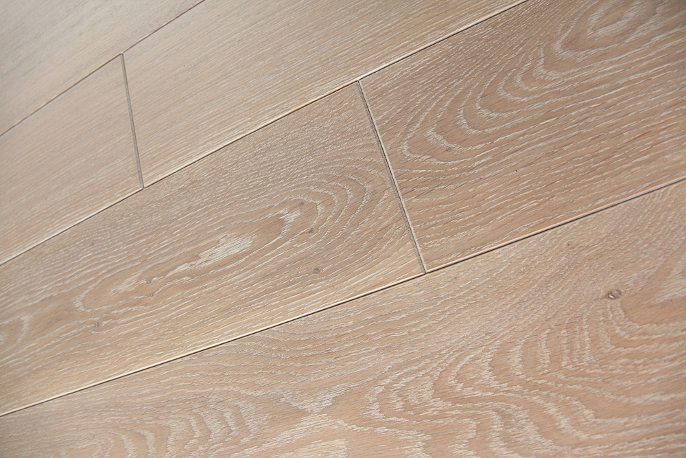 Escarch Oak