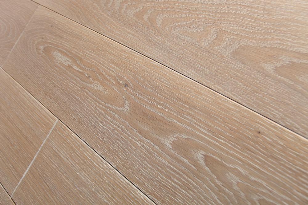 Escarch Oak