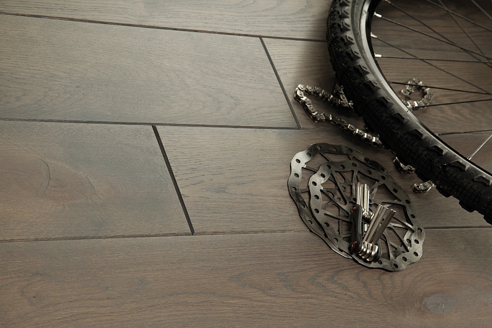 Avenir Oak